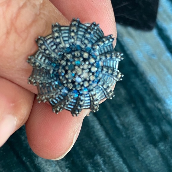 Blue Diamond Sunburst Ring - Picture 4 of 9